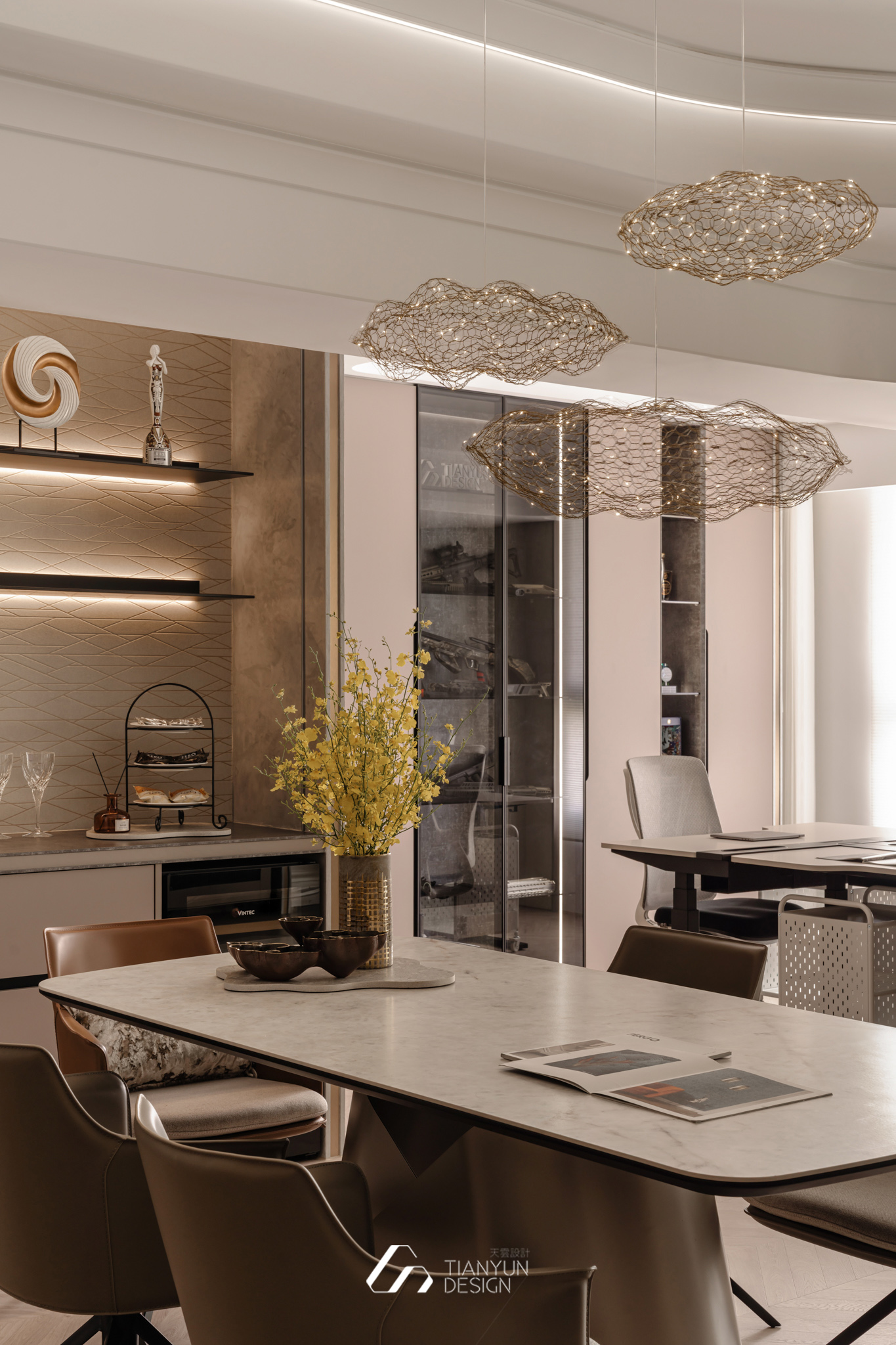 天雲流光 / 現代風