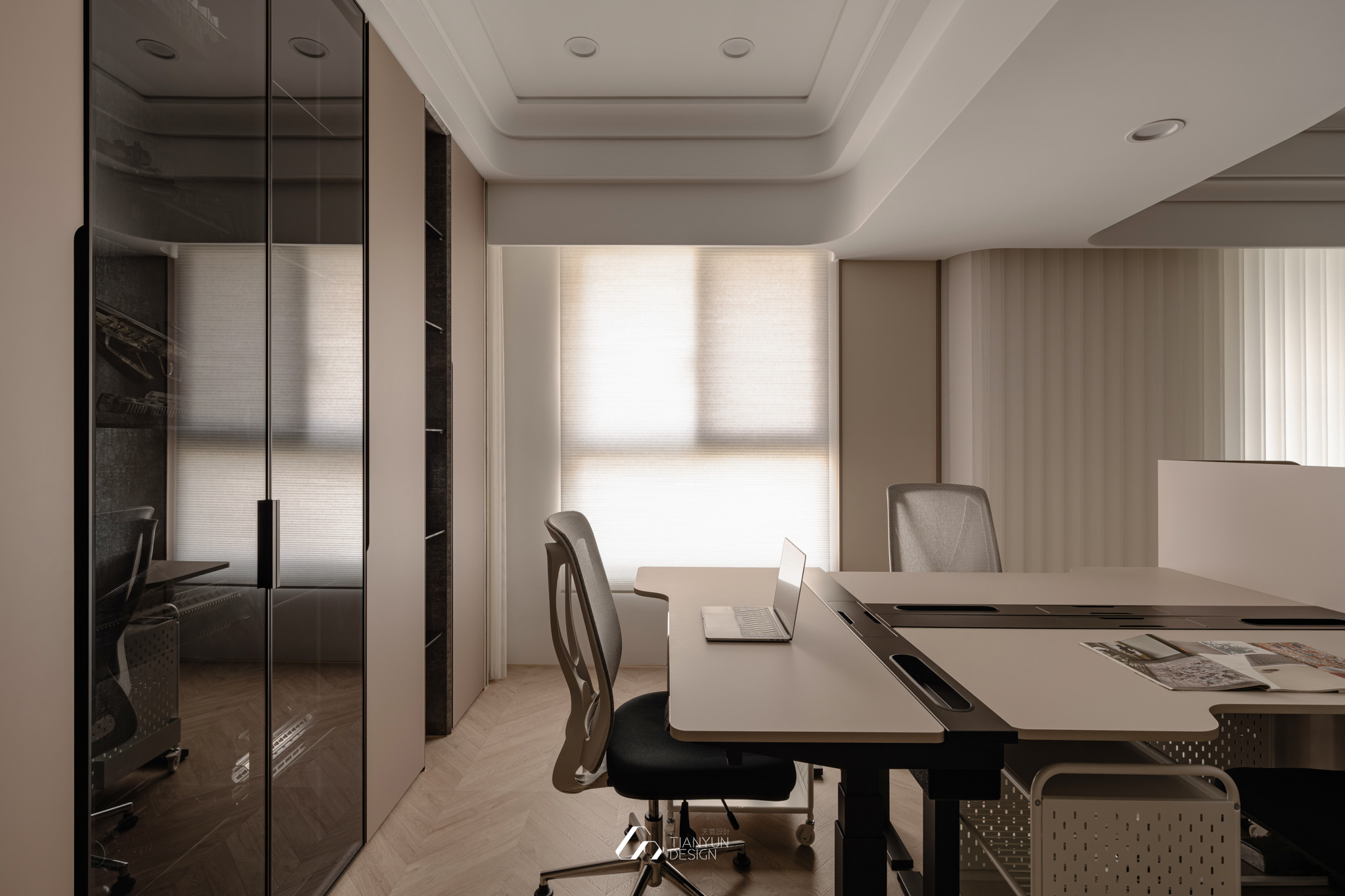 天雲流光 / 現代風