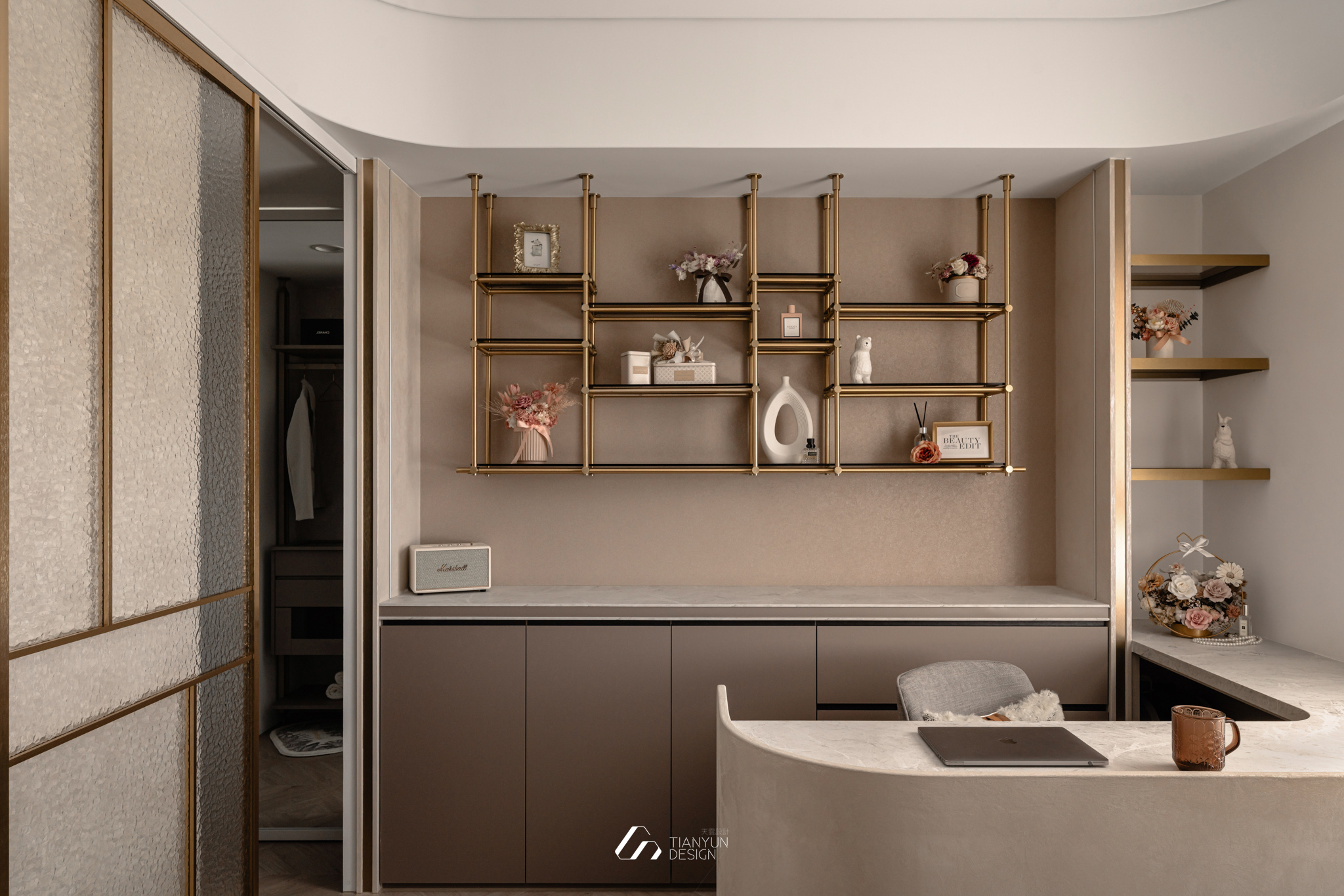 天雲流光 / 現代風